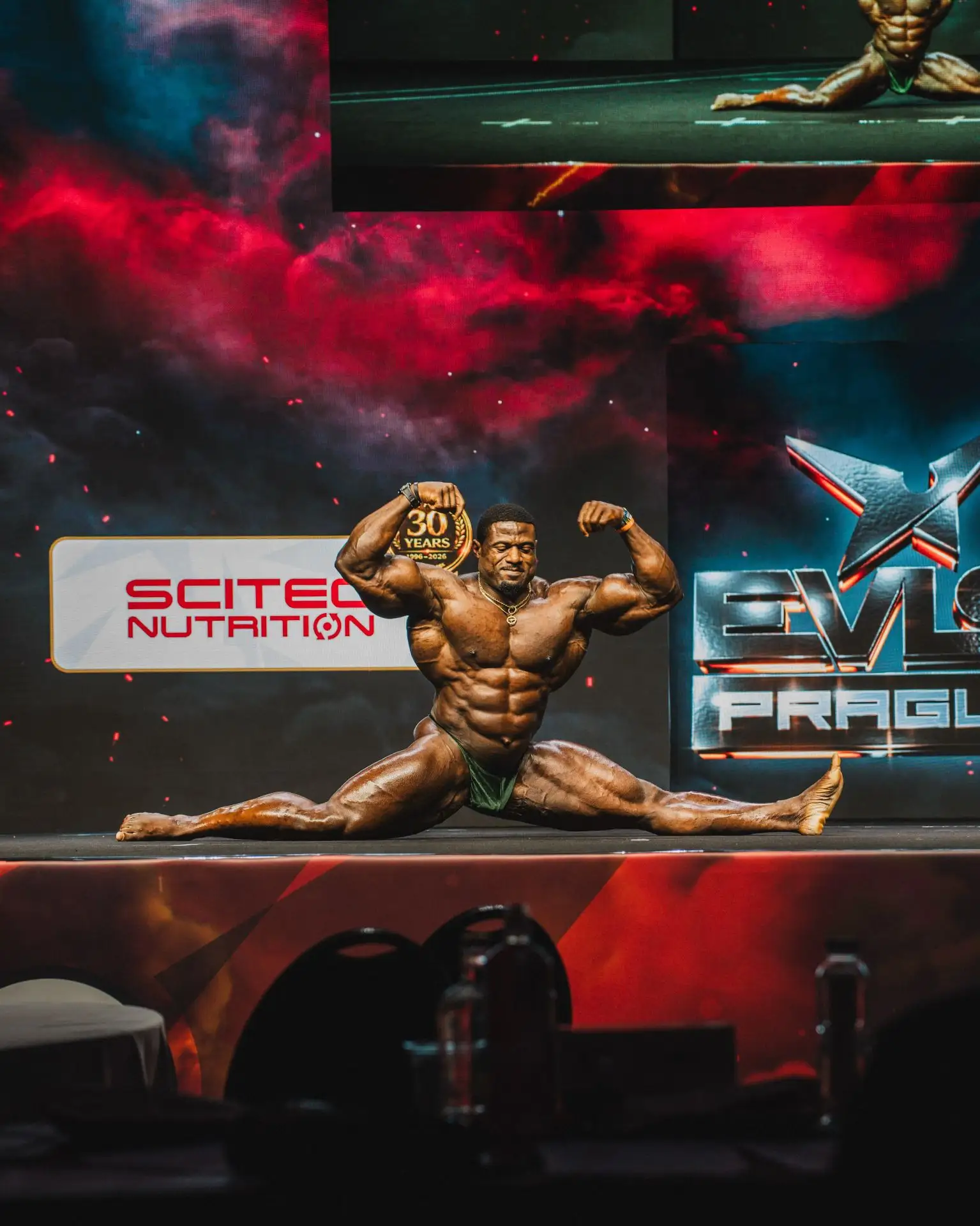 Эндрю Джекед устроил грандиозное шоу на "EVLS Prague Pro" 2026 года