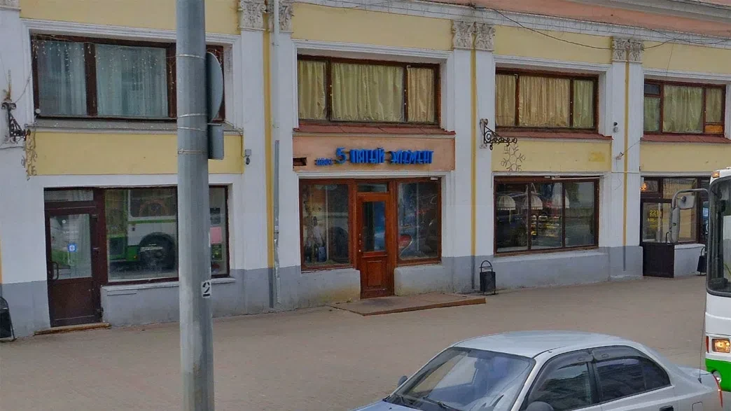 Во Владимире в старых торговых рядах закрылся ночной клуб «Пятый элемент», который в по...