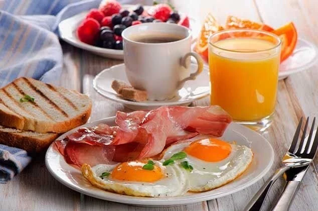 🥚 Почему завтрак важен для желчного пузыря?