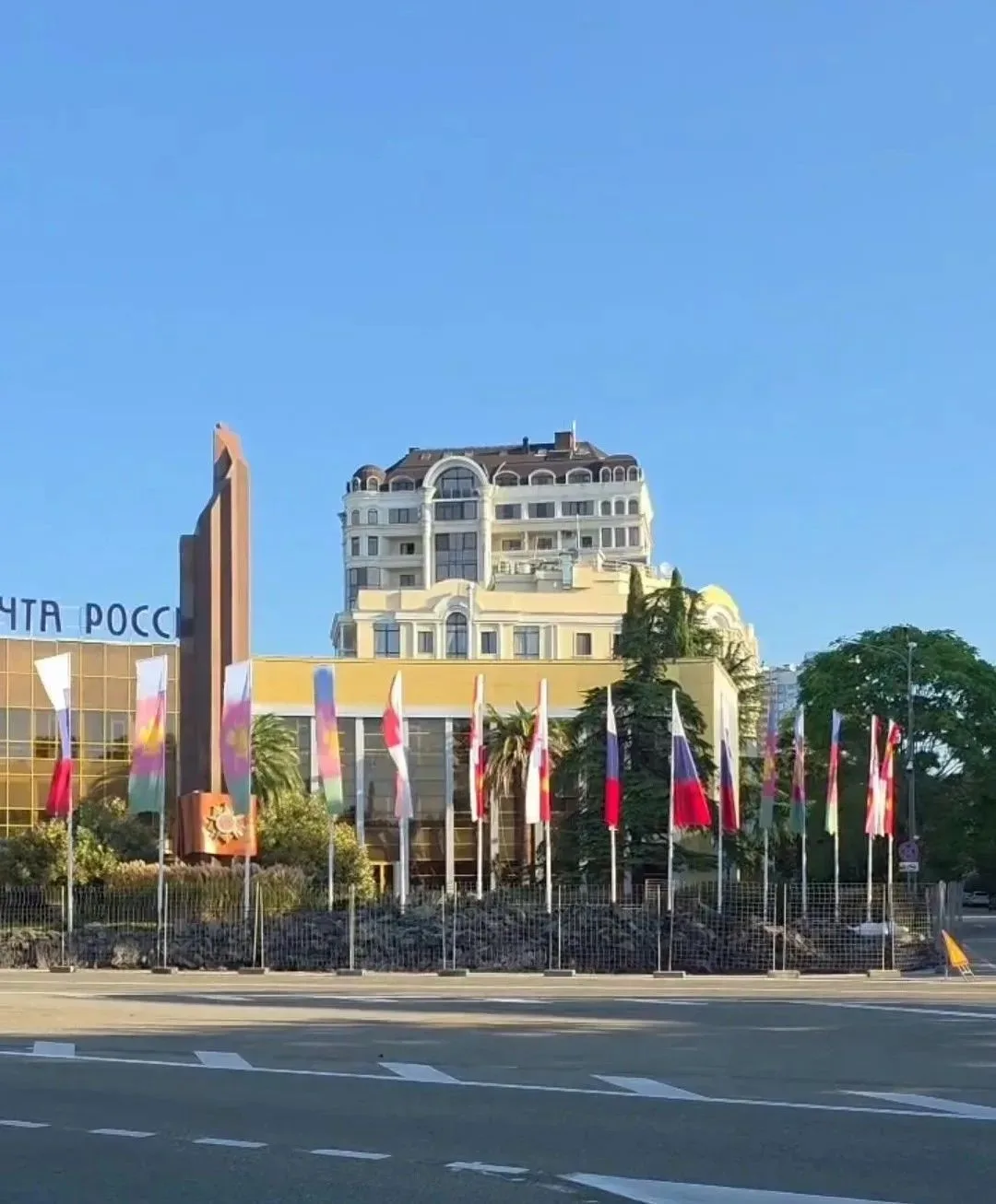 🌳 Зелёная зона может появиться на месте парковки у Главпочтамта.