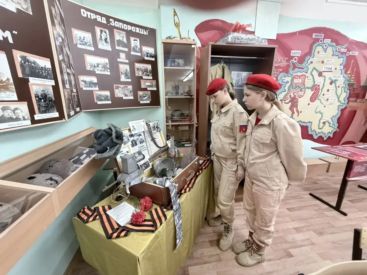 Сегодня в учебном корпусе №2 принимали особенных гостей — представителей движения «Юнар...