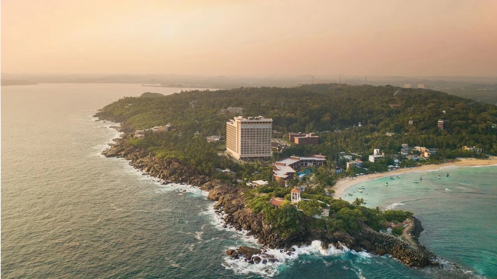 📌ARALIYA BEACH RESORT & SPA (Шри-Ланка, Унаватуна)