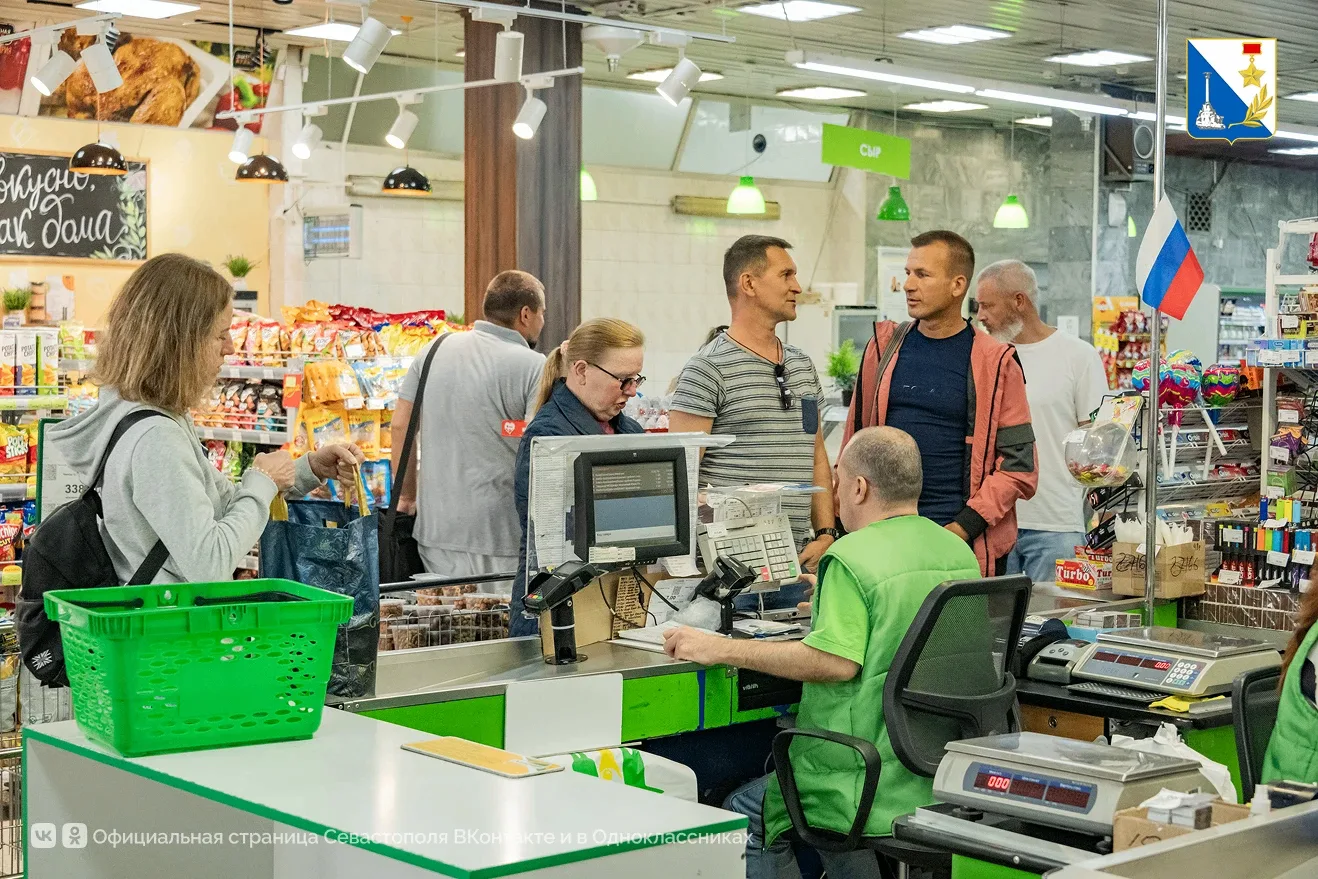 На полках севастопольских магазинов стало больше местных продуктов для «борщевого набора».