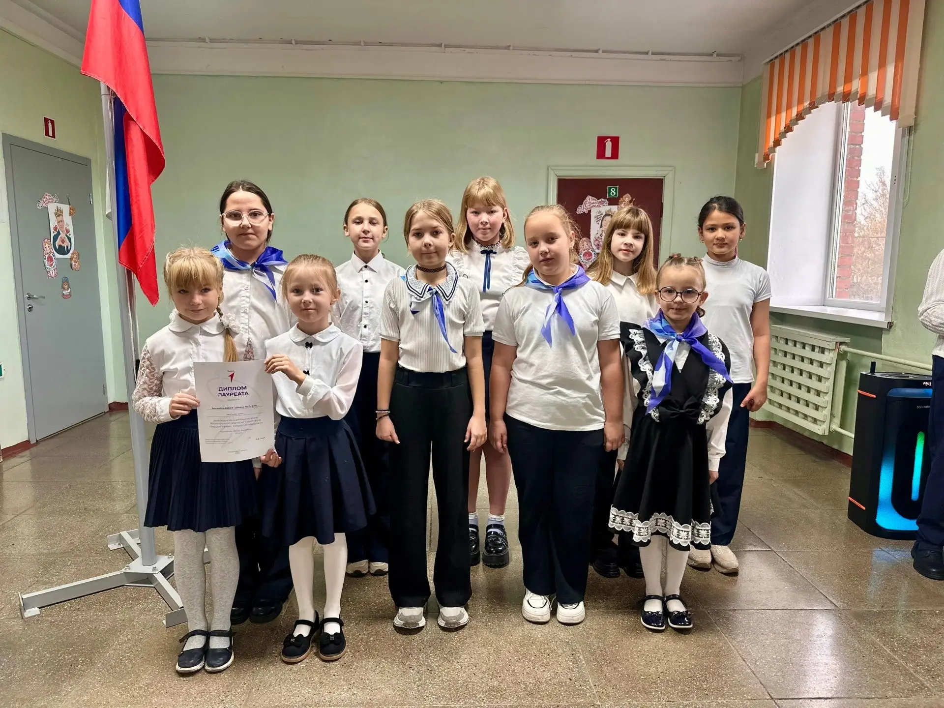 Праздник гордости и благодарности на нашей школьной линейке! 🙌