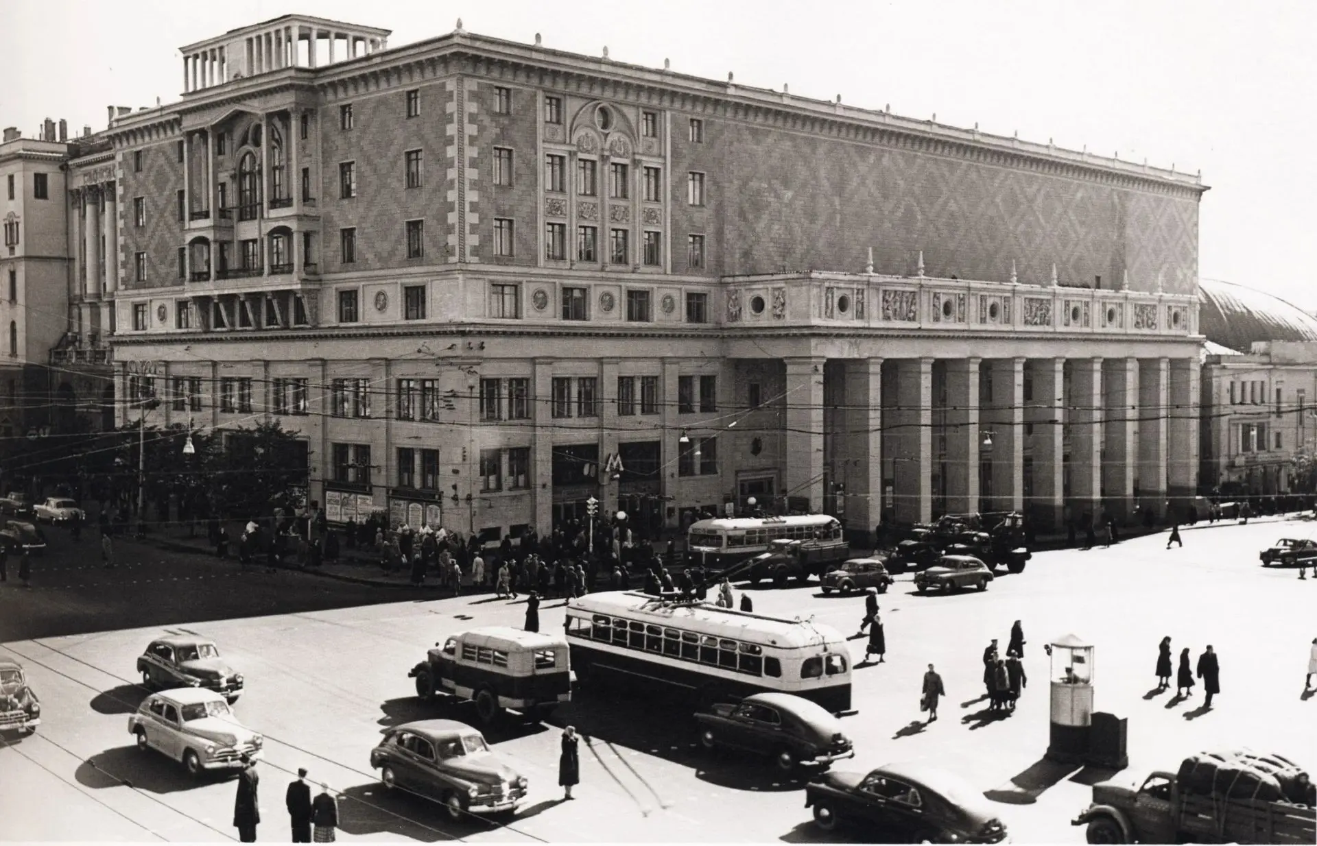 12 октября 1940 года в Москве открылся Концертный зал имени П.И.Чайковского в год 100 -...