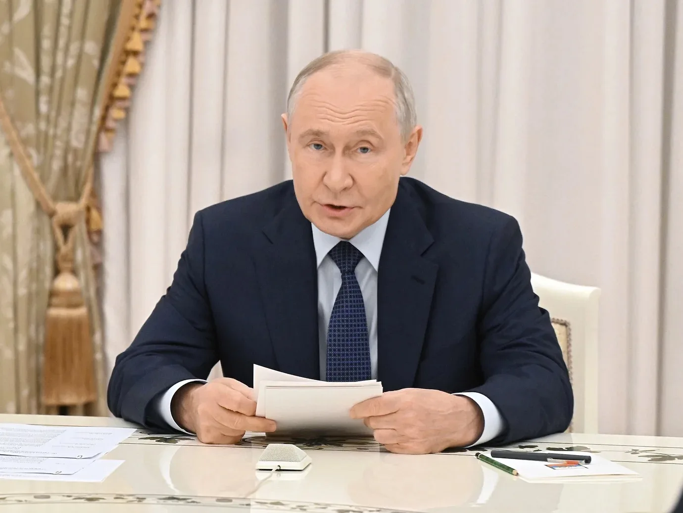 Владимир Путин удостоил воспитательницу из Оренбуржья медалью «За спасение погибавших»