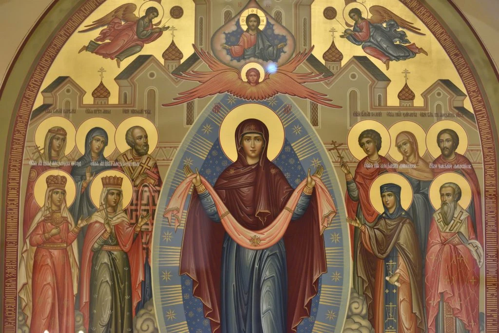 Мы — под покровом Богородицы.