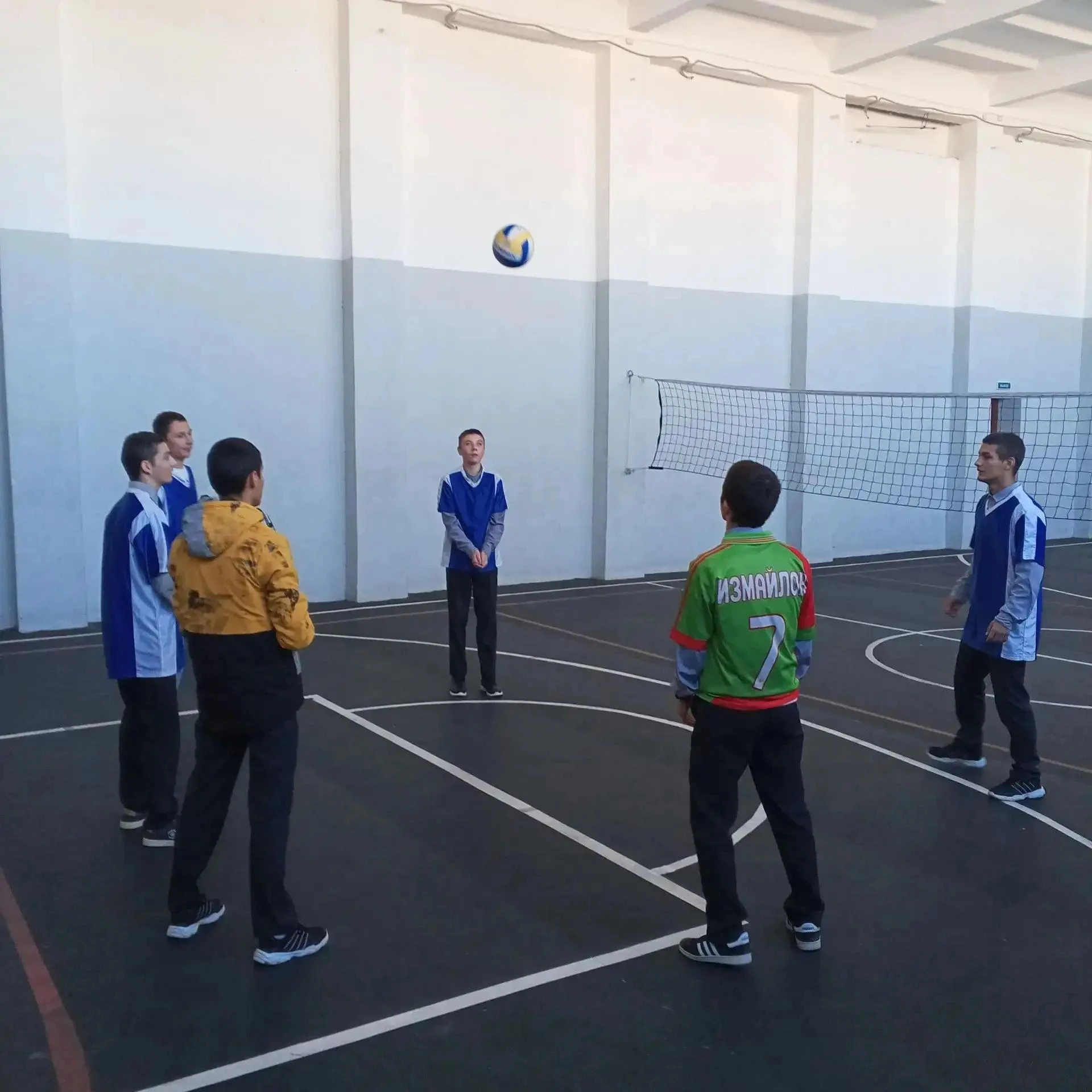 🏐 «Мяч летит — характеры крепнут: как в Астраханском СУВУ воспитывают волю через волей...