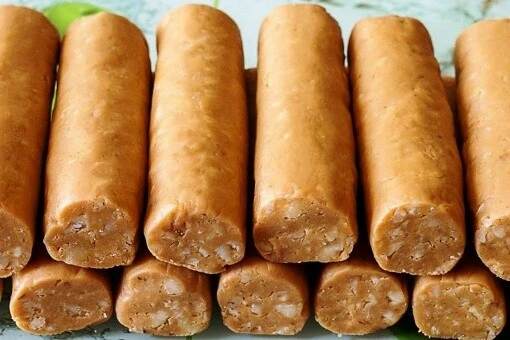 СЛИВОЧНОЕ КОЛБАСКИ С ОРЕХАМИ