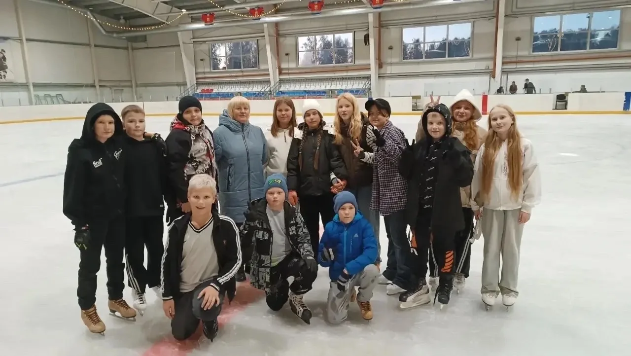 ⛸️❄️ЛЁД, КОНЬКИ И ФОК «АРЕНА»!🥶🧣