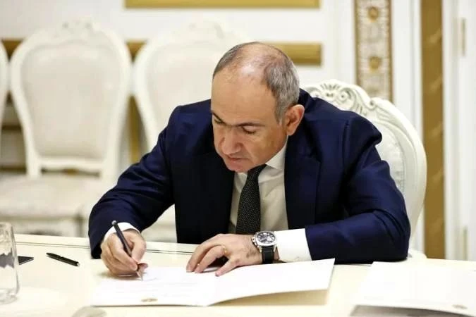 Премьер-министр Армении Никол Пашинян утвердил решение сформировать совместную с Россие...