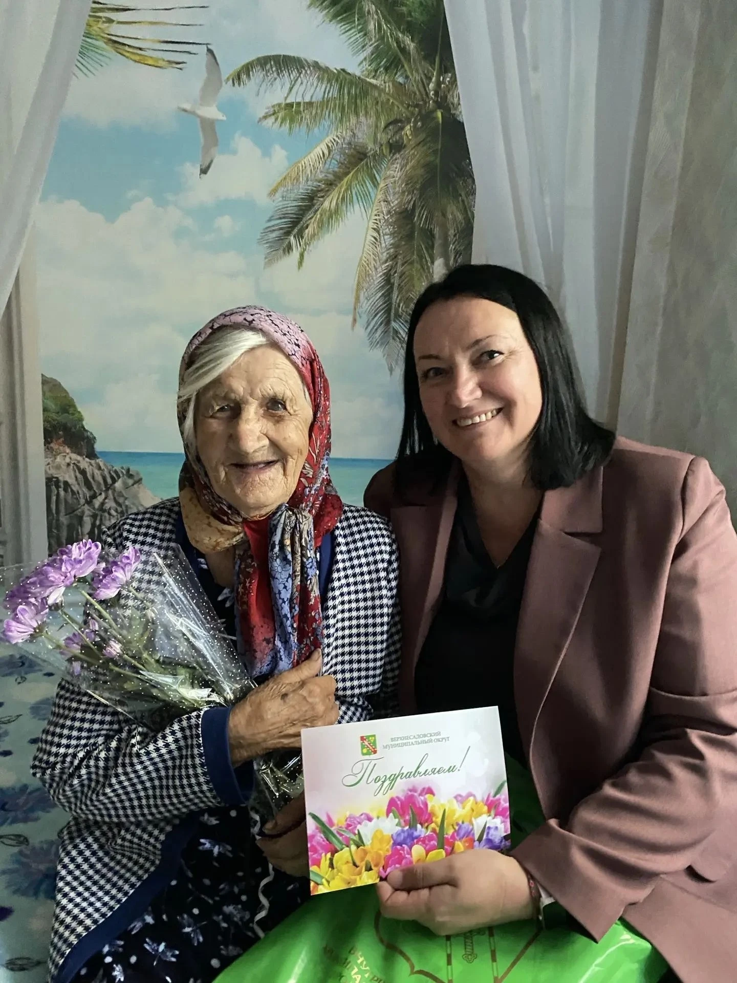 90-летний юбилей отметила Нина Григорьевна Ошуркова, жительница Верхнесадового.