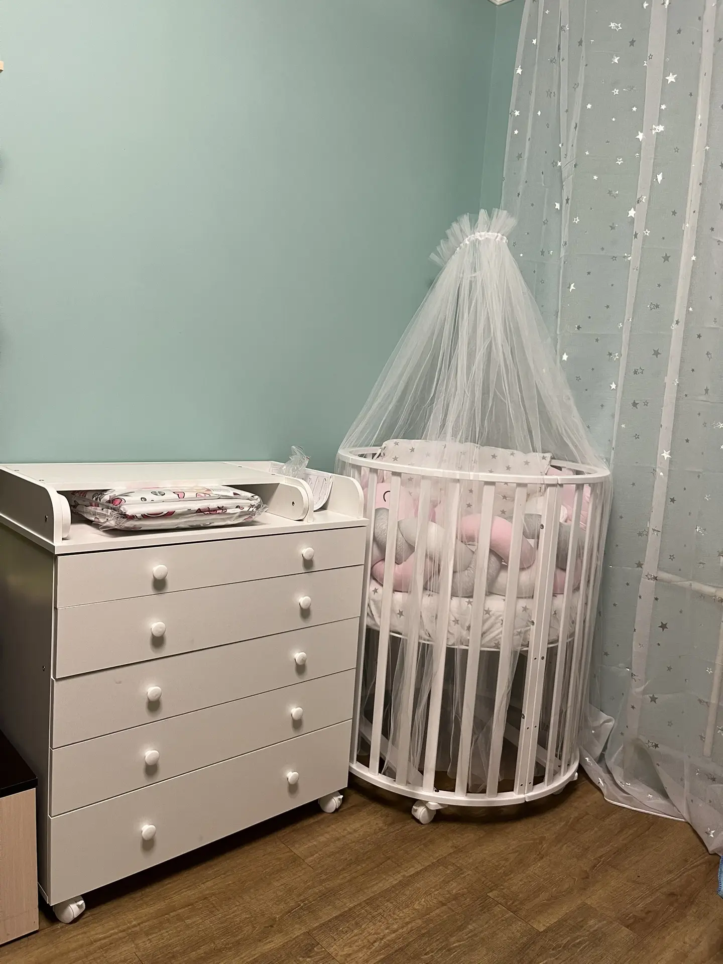 Ура 🥳 собрали комодик с пеленальным столиком 😍