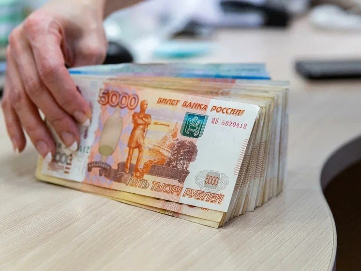 В Новосибирской области зарплаты выросли на 10%, но задолженность превысила 80 млн рублей