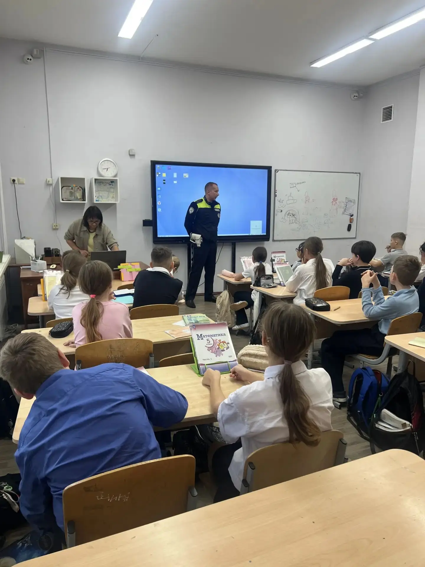 ⚠️ Безопасность — это важно! И мы знаем, как сделать правила простыми и понятными!