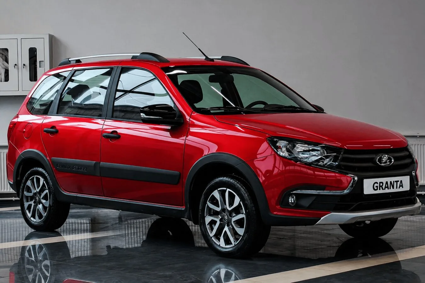 Обвал цен на LADA в Новосибирске. От 425 106 ₽