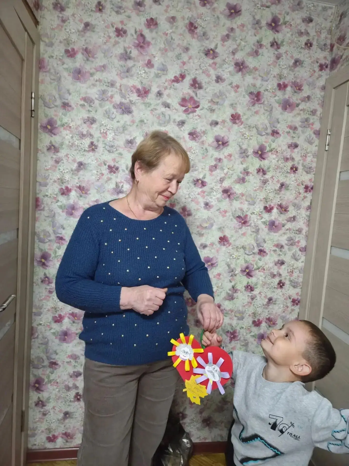 ❤️ «Тёплые сердечки — для самых дорогих!» ❤️В преддверии Дня пожилого человека дошколят...