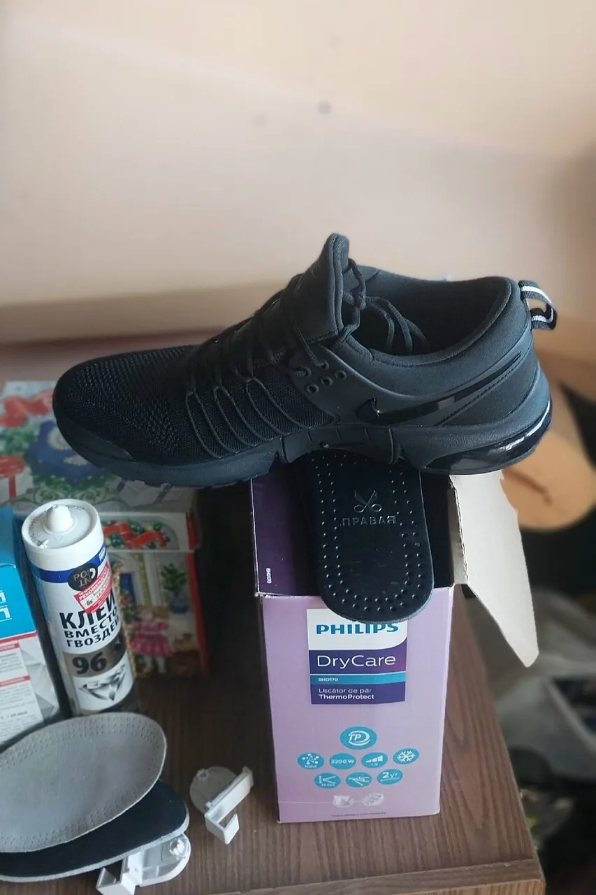 Продам кроссовки Nike, размер 46, б/у, 3700