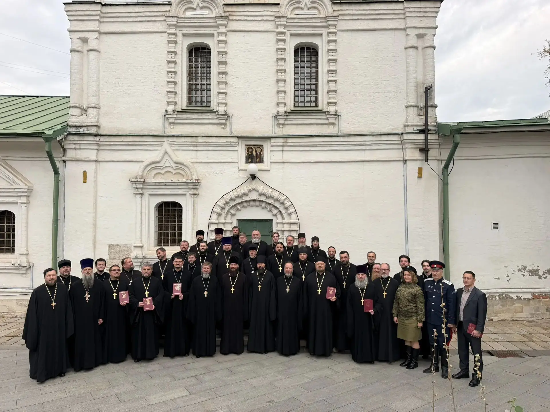 🎓 ПОЗДРАВЛЯЕМ ОТЦА ИОАННА С ПОЛУЧЕНИЕМ УДОСТОВЕРЕНИЯ!