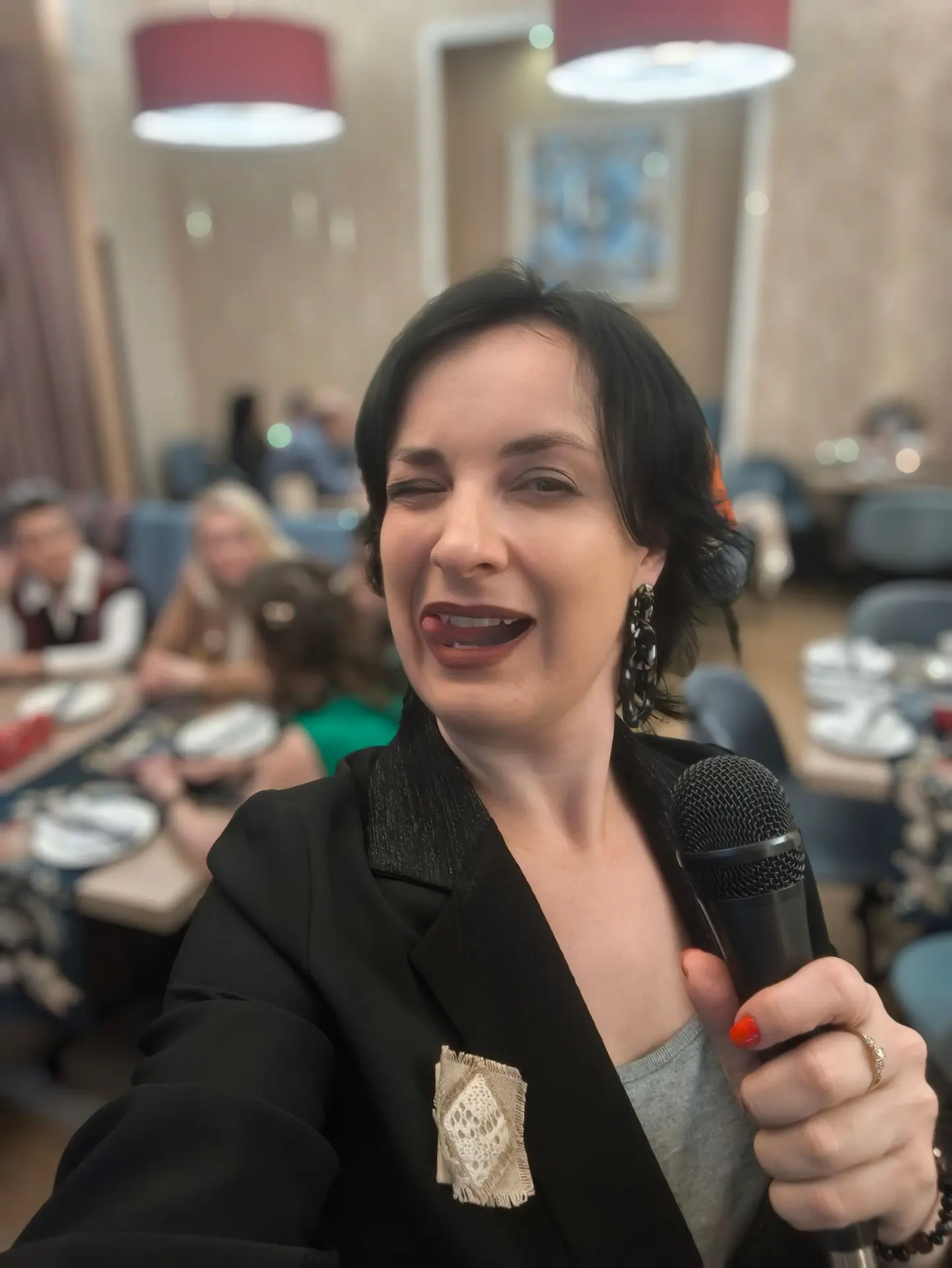 Стыдно быть пустозвоном
