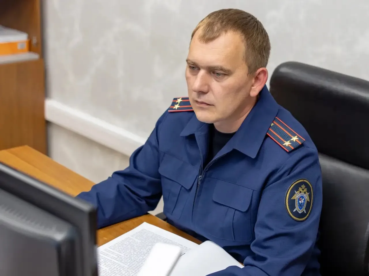 🤯 В Салехарде бухгалтер полиции два года крутила одну и ту же схему — и вынесла 1,2 мл...
