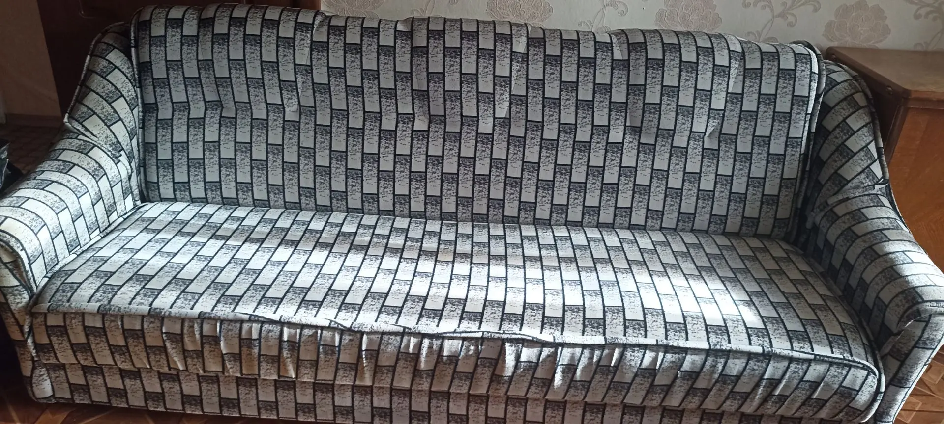 Продам диваны на выбор. Цена за один 10000, самовывоз. Нижний Новгород, автозаводскиц р...