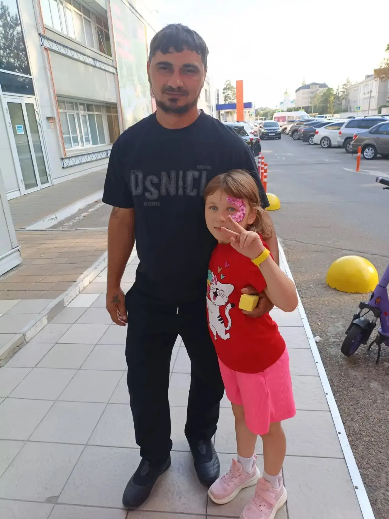 Лободина Вероника, ученица 1"А" класса принимает участие в онлайн-актианости "Вместе с ...