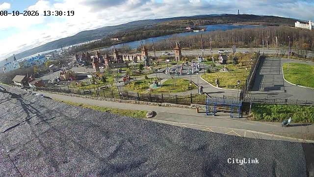 В целом хороший погожий октябрьский день.
