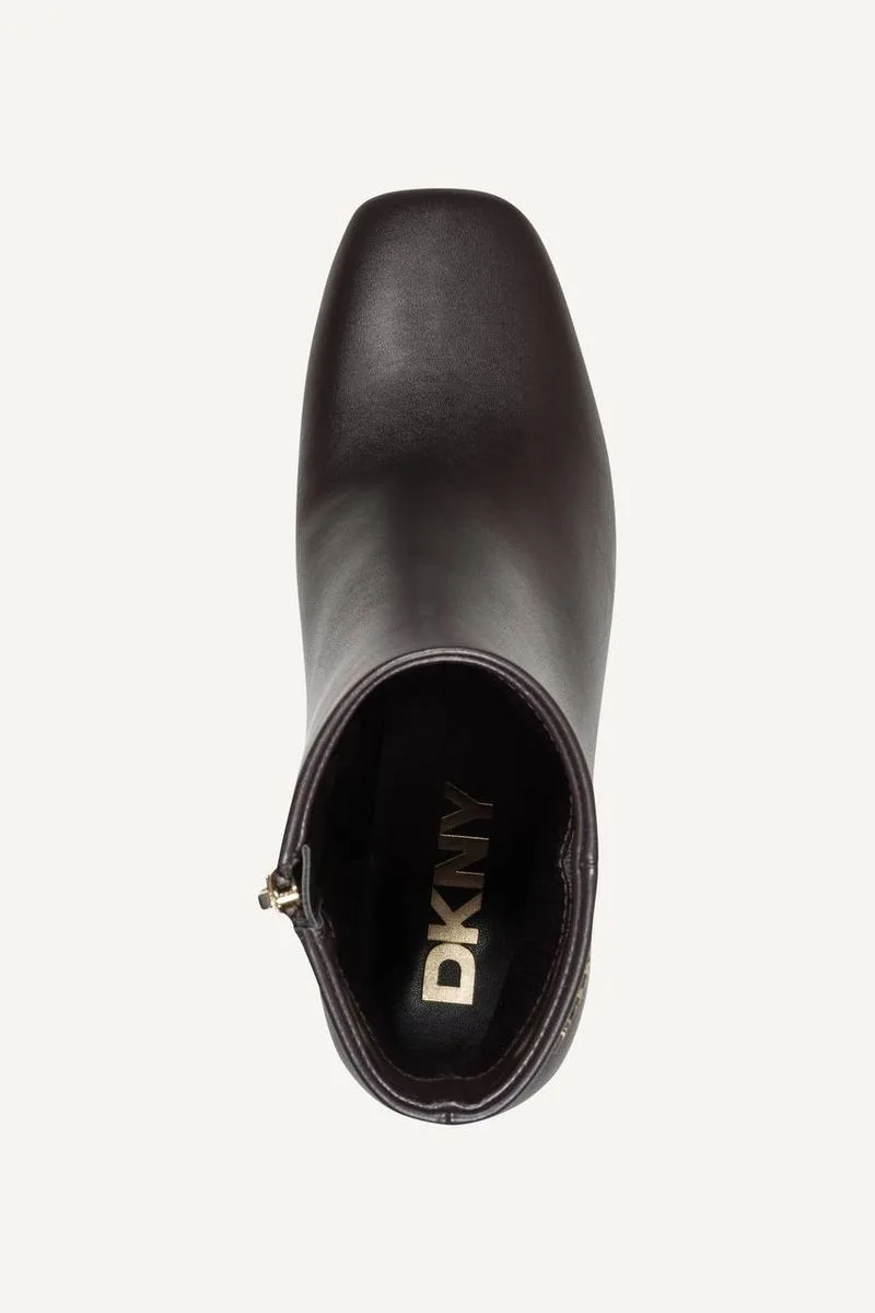 DKNY