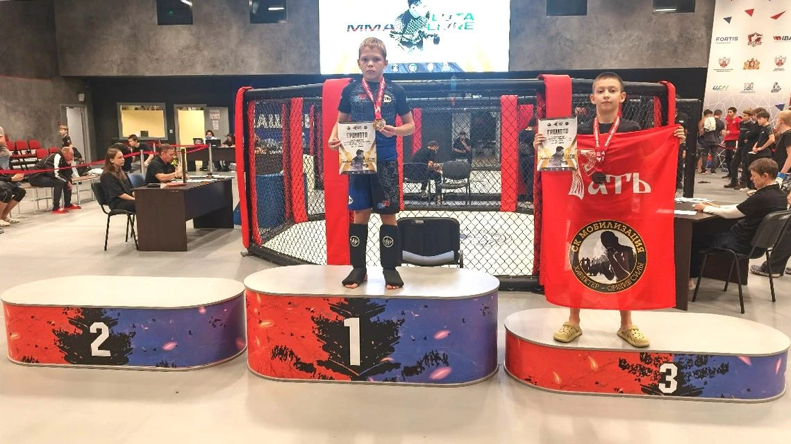 💪 Краснотурьинские бойцы успешно выступили на турнире по ММА в Каменске-Уральском