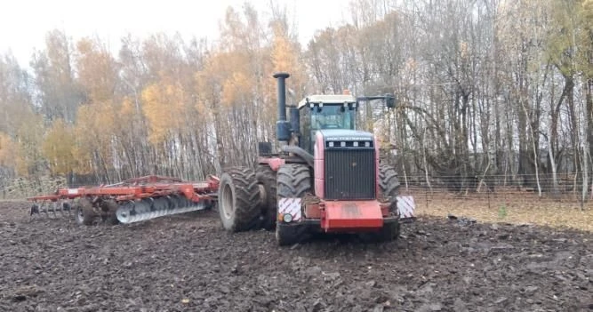 Трактор сельскохозяйственный колесный тип 2000 4WD вариант RSM 2400, 2021 года