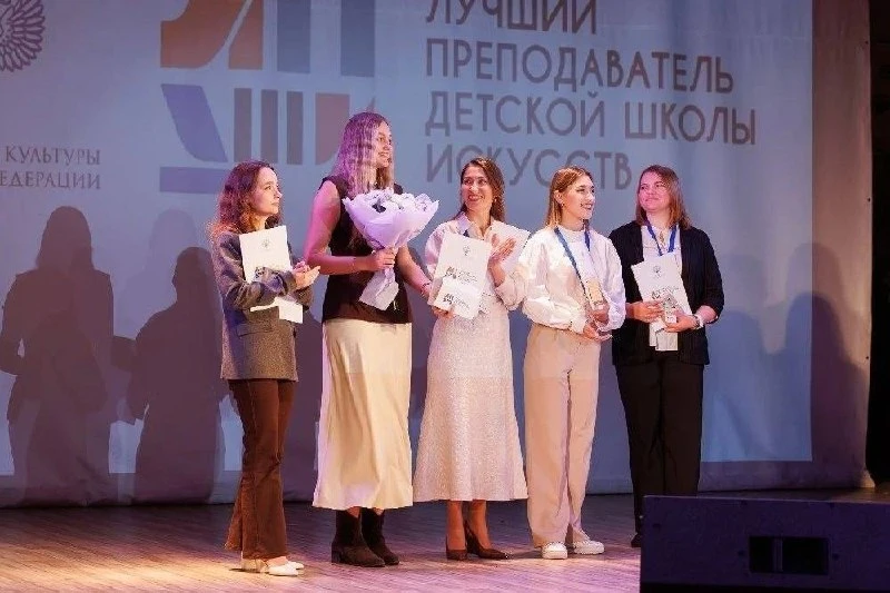 🏆 Преподавательница из Челябинска стала лучшей на Урале