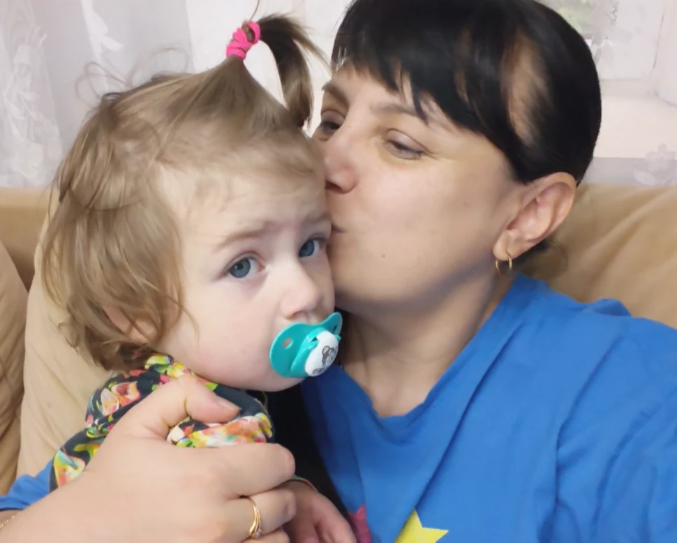 Приезжала врач, думали не дождёмся. В общем она сказала, что все чисто и легкие и горло...