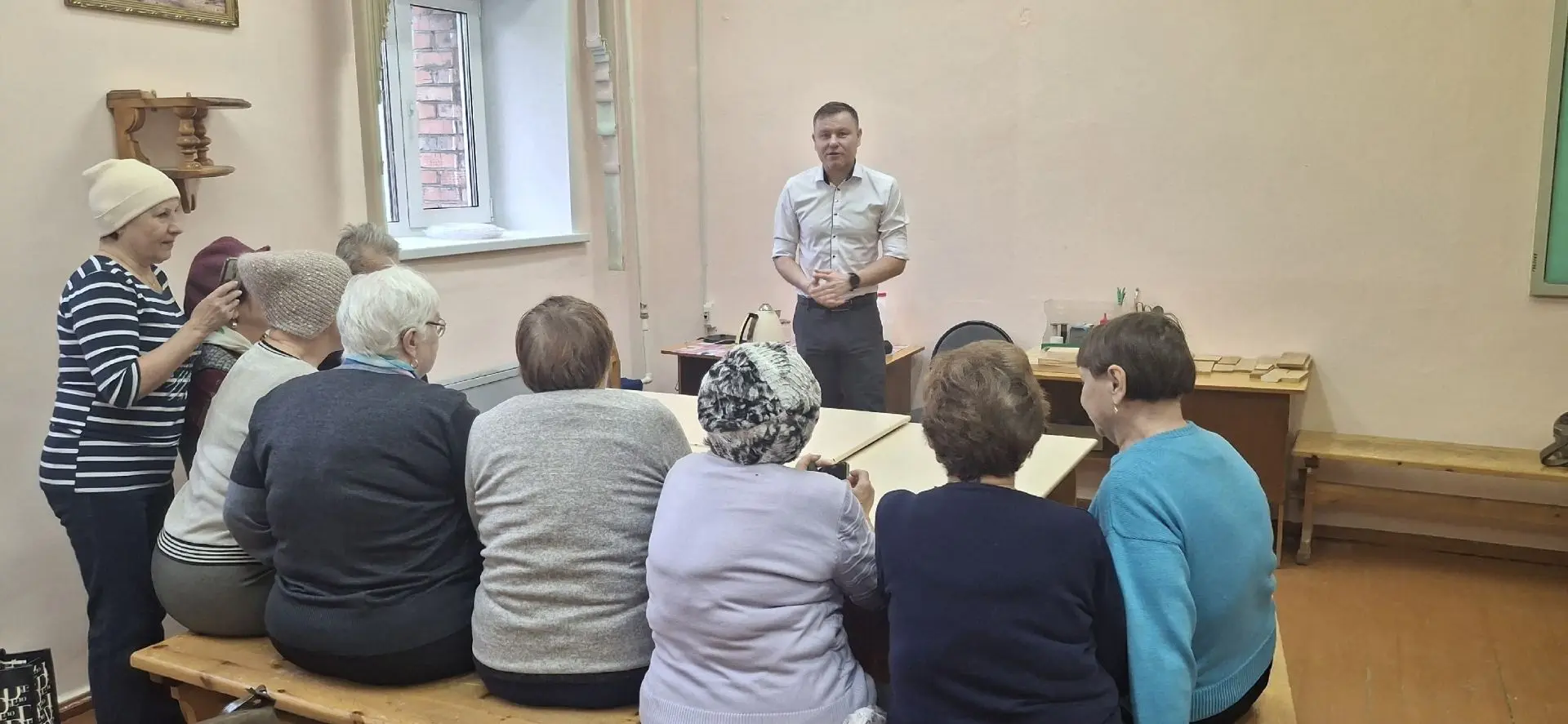 Сегодня для людей старшего возраста прошло полезное мероприятие. Наш коллега Ренат Муза...