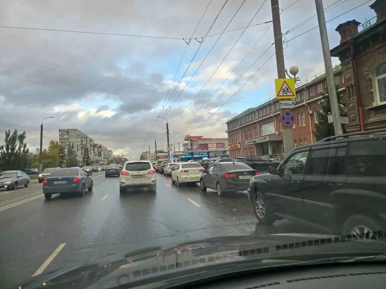Омичи, зачем вы наводите панику? Неужели у всех разом закончился бензин?