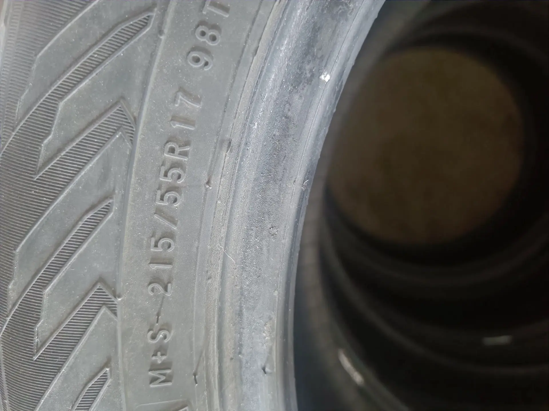 Продам колеса Nokian Tyres Nordman 8 215/55 R17