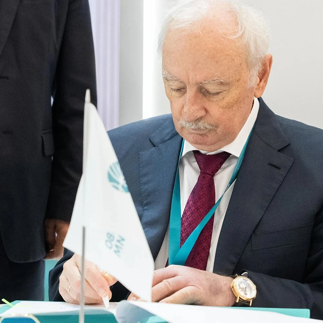 🤝 Компания «Щелково Агрохим» заключила три стратегических соглашения на выставке «Золо...