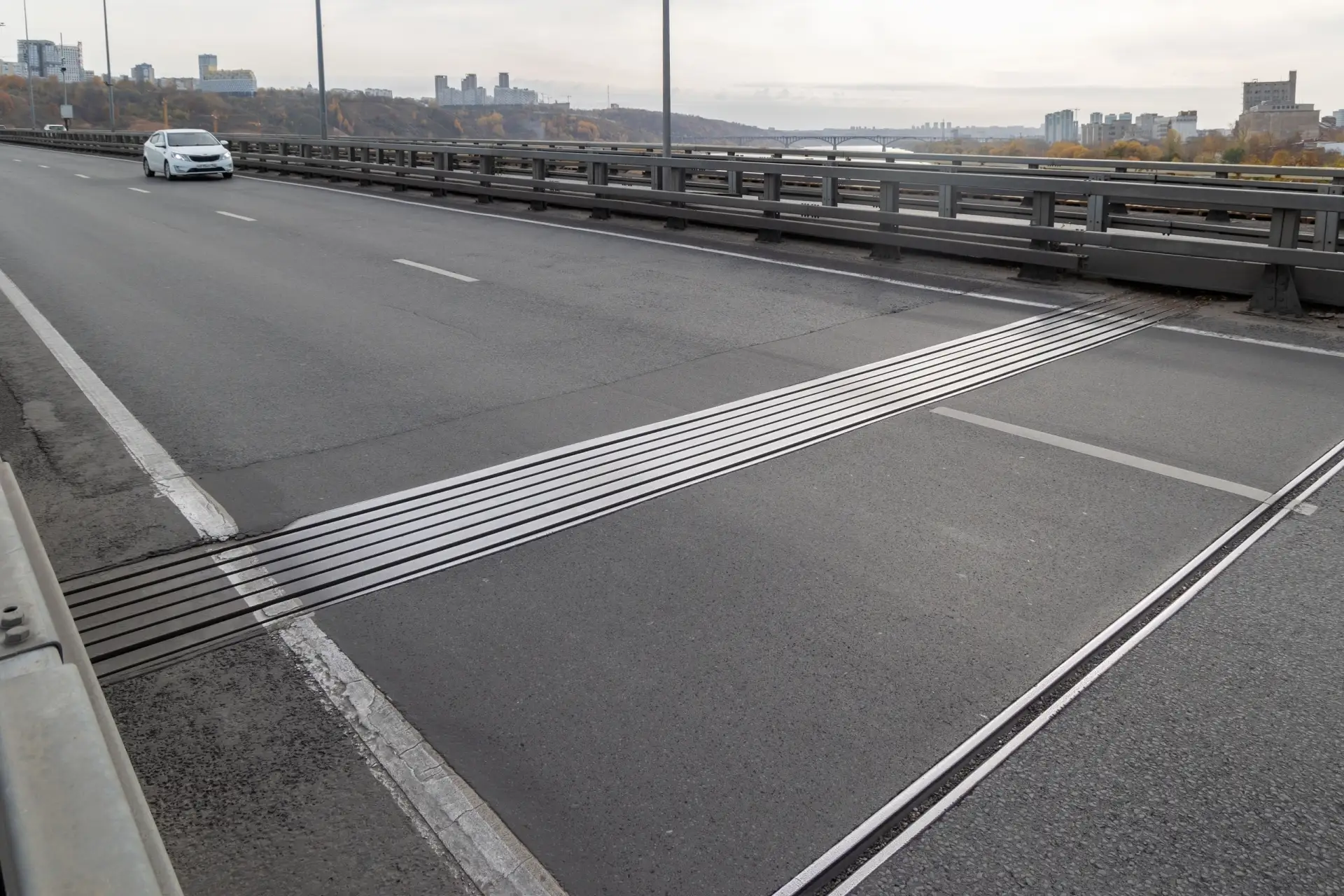 Плановый ремонт шва проведут на одной из опор метромоста в Нижнем Новгороде 🛠