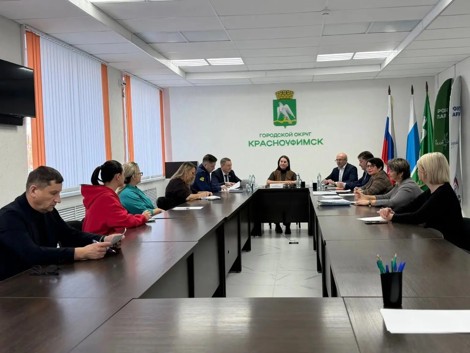 Защита бизнеса и развитие Красноуфимска: Альберт Абзалов принял участие во встрече с би...