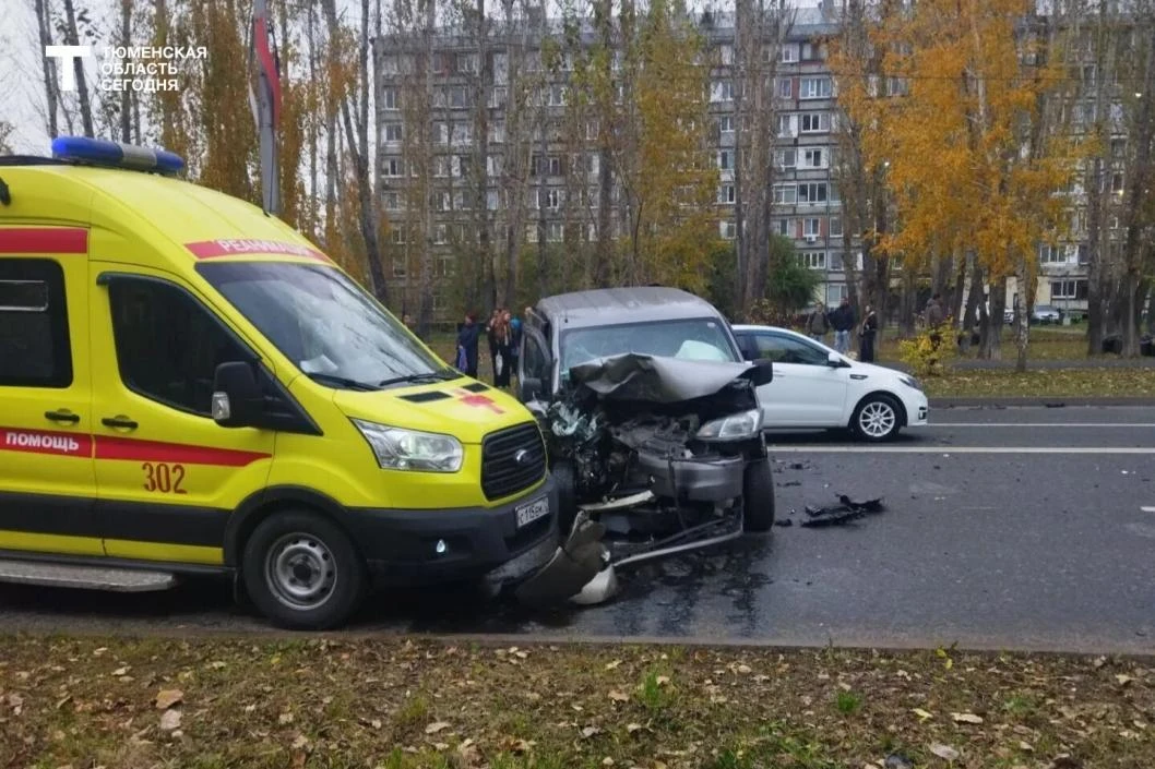 ❗️ В ДТП на ул. 30 лет Победы в Тюмени погибла девушка