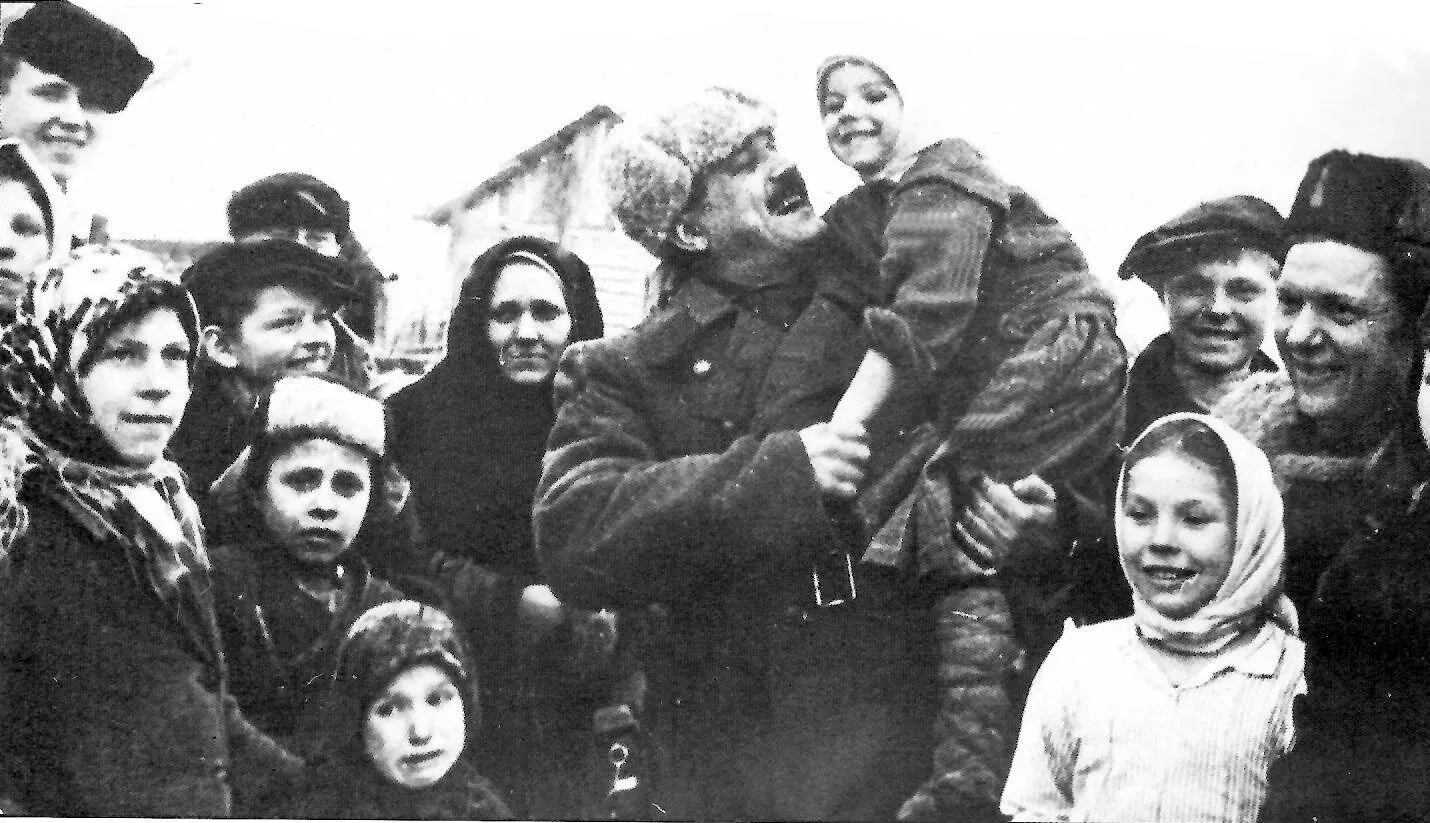 Раннее утро 20 сентября 1943 года. Бойцы 3-й и 50-й армий Брянского фронта нанесли стре...