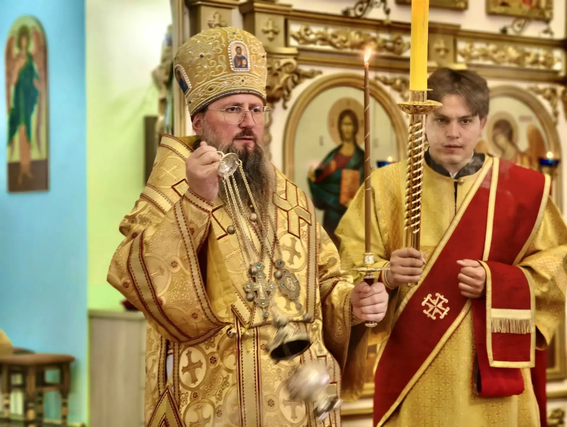 Всенощное бдение архиерейским чином прошло в храме в честь иконы Божией Матери "Скоропо...