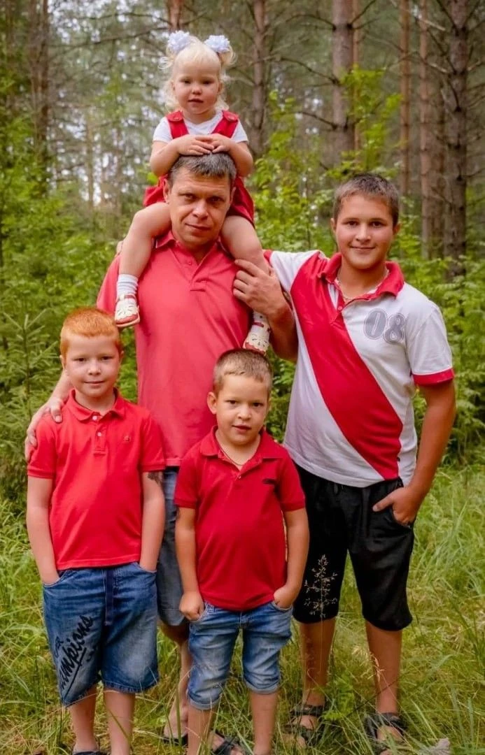 ДЕНЬ ОТЦА В РОССИИ — это молодой официальный праздник, который отмечают в третье воскре...
