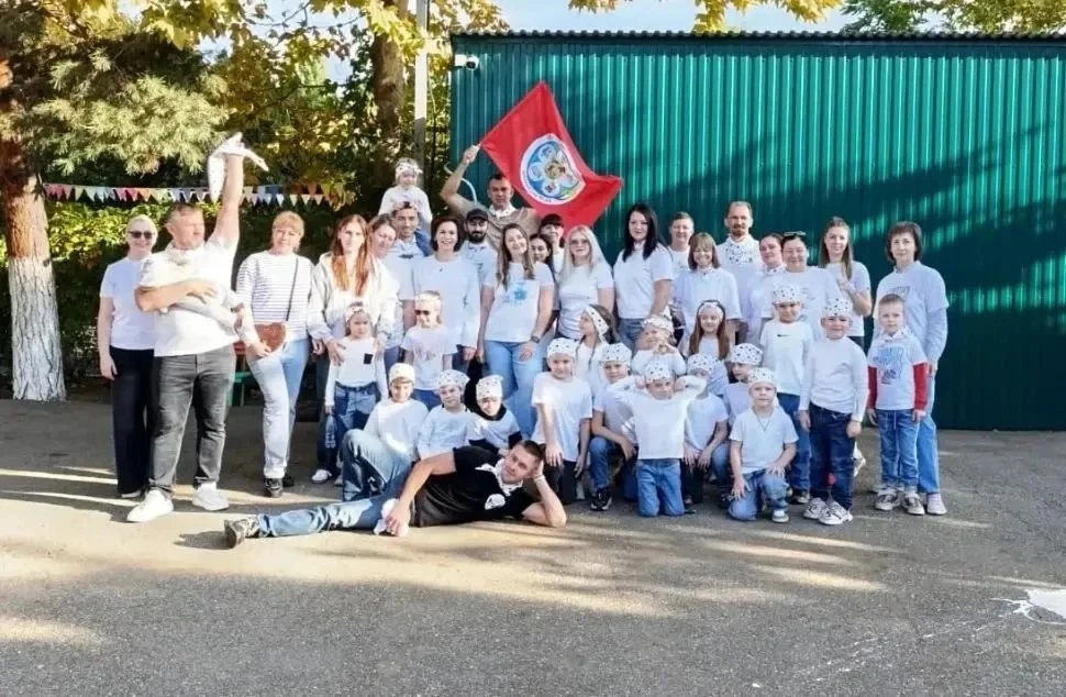 Спорт с ранних лет: Молодёжка «Русской Дружины» зарядила бодростью воспитанников детско...