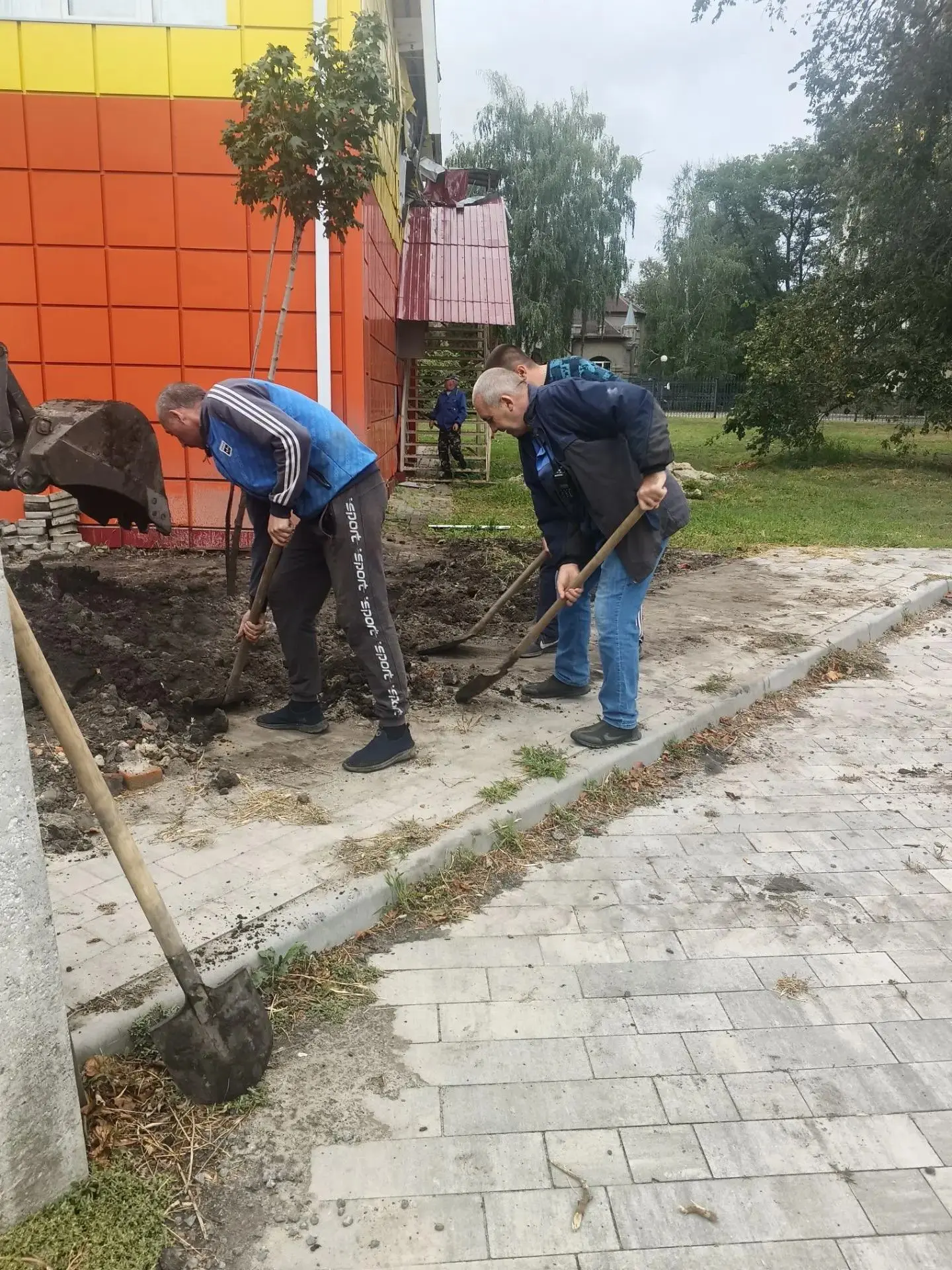 🚧 Последние земельные работы в ремонтном периоде!