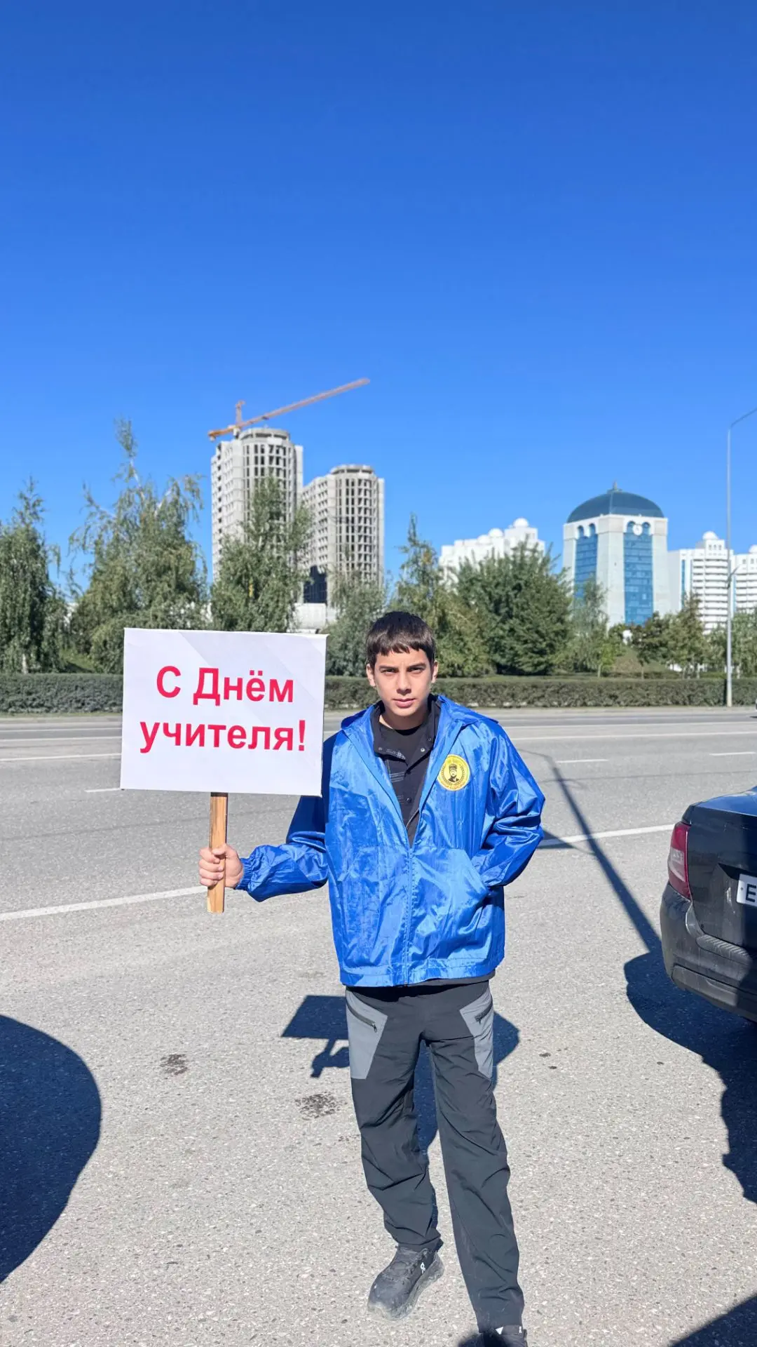 Сегодня в Шали состоялась масштабная праздничная процессия, объединившая сразу нескольк...