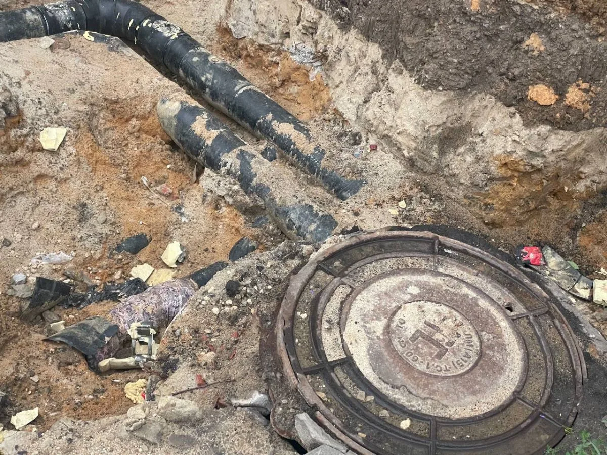 В центре Липецка внепланово отключили холодную воду на четырех улицах из-за ремонта