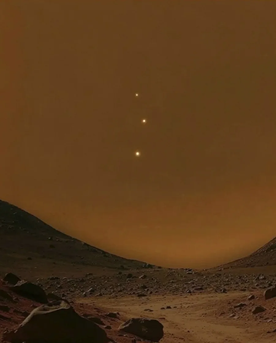 🌌 Три точки… и одна из них — всё, что мы знаем