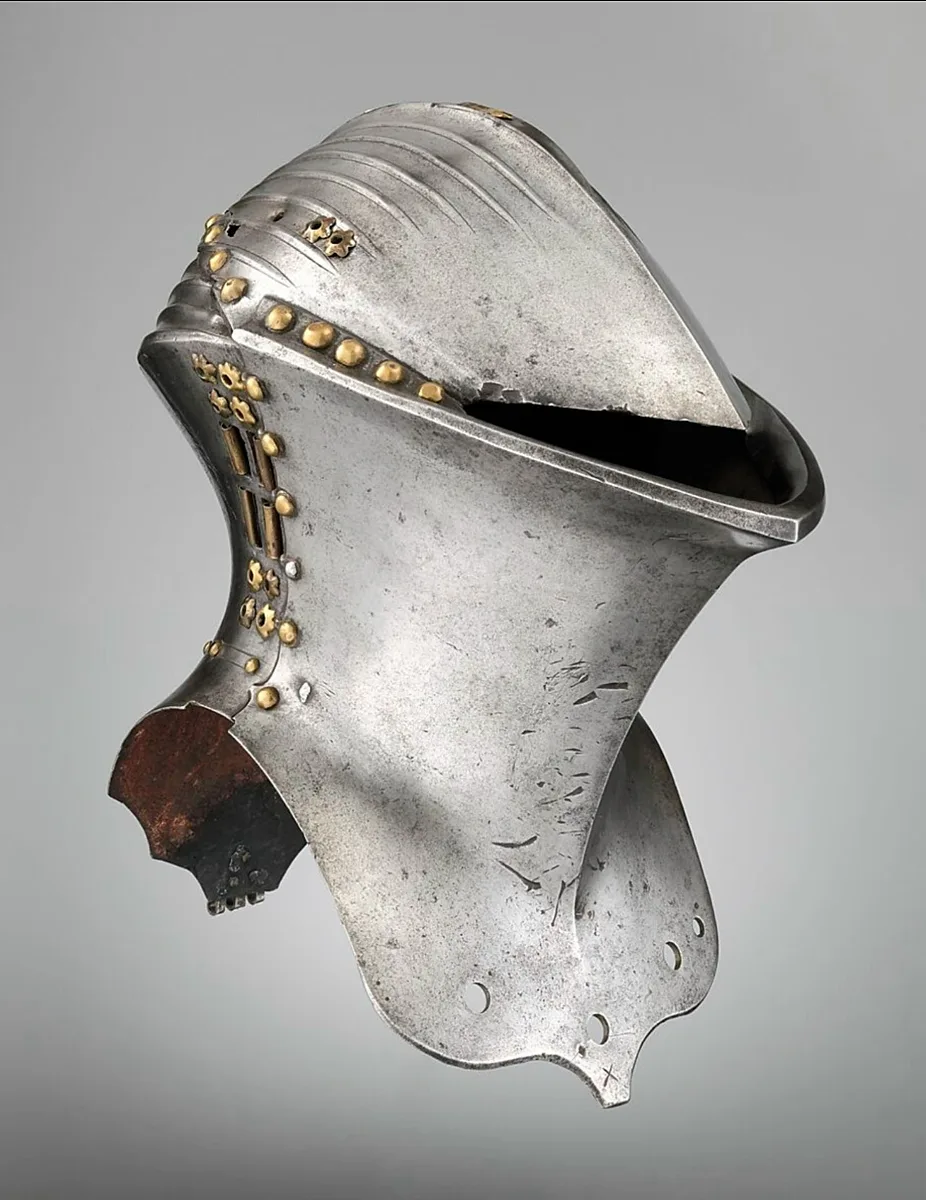 Немецкий «Stechhelm», он же «Frogmouth» — шлем специально для турнира, 1500 год. Эта шт...