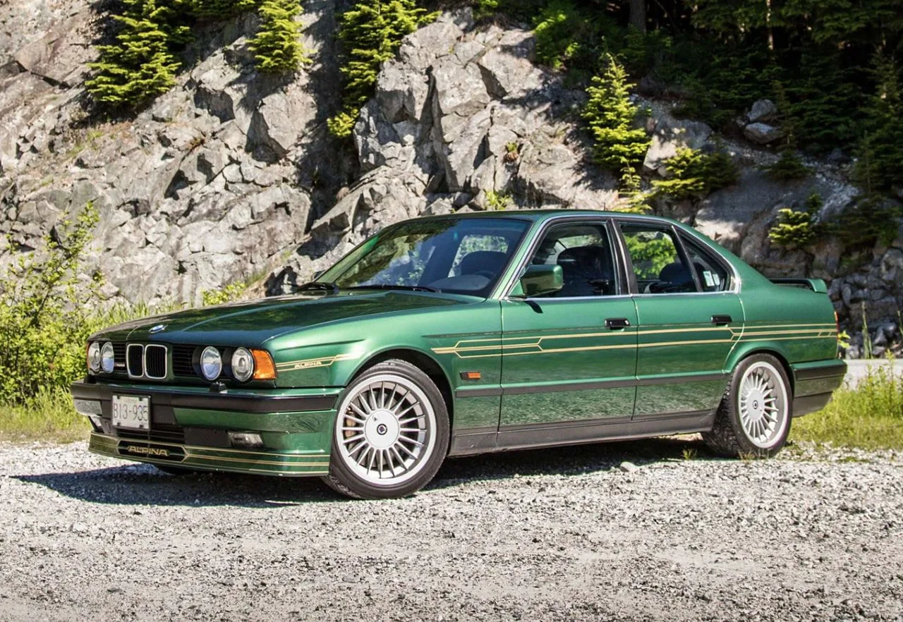 BMW или Alpina можно привезти без утильсбора. Но есть нюанс 👀